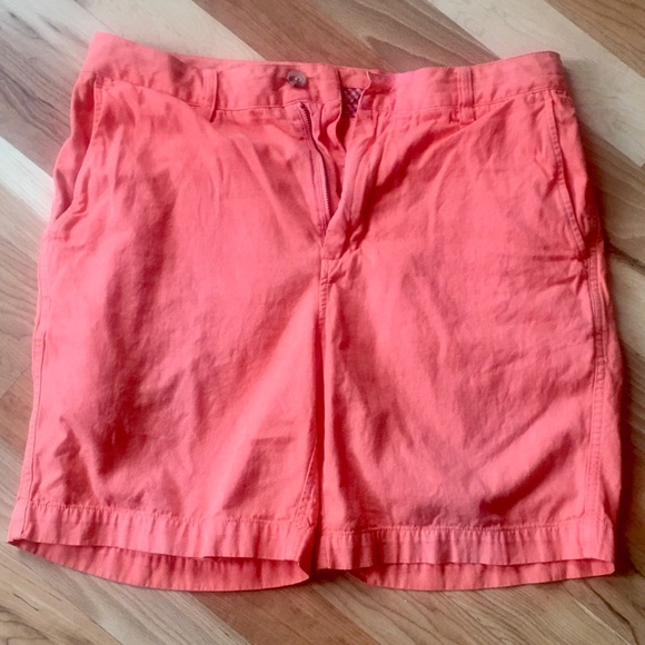 Vineyard Vines Other - Vineyard Vines shorts mens size 32
